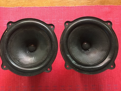 Ein paa bowers und wilkins18cm - ein,